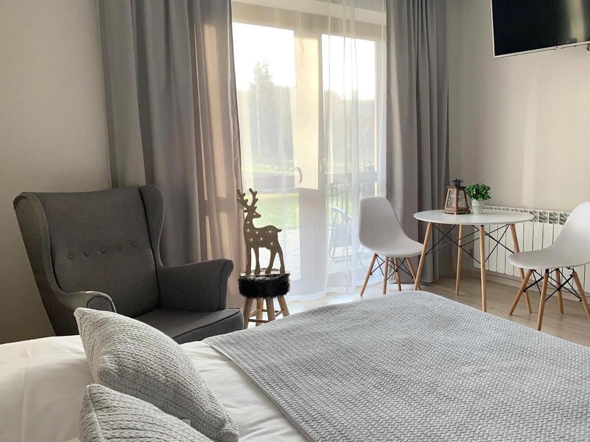 Willa Beskidzka Myślenice Exteriör bild